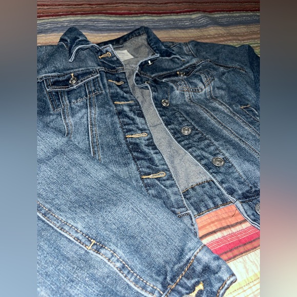 Eightytwo Jean Jacket - Picture 3 of 4